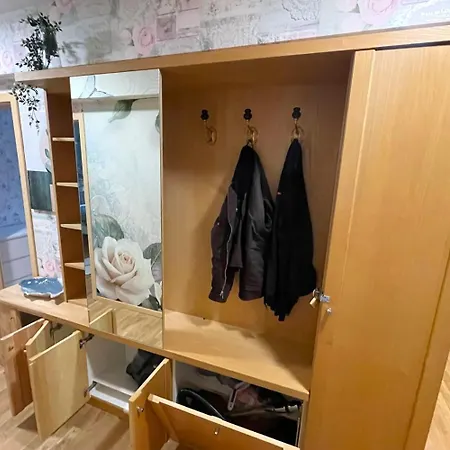 Zentral Gelegenes Mit Balkon In アパート